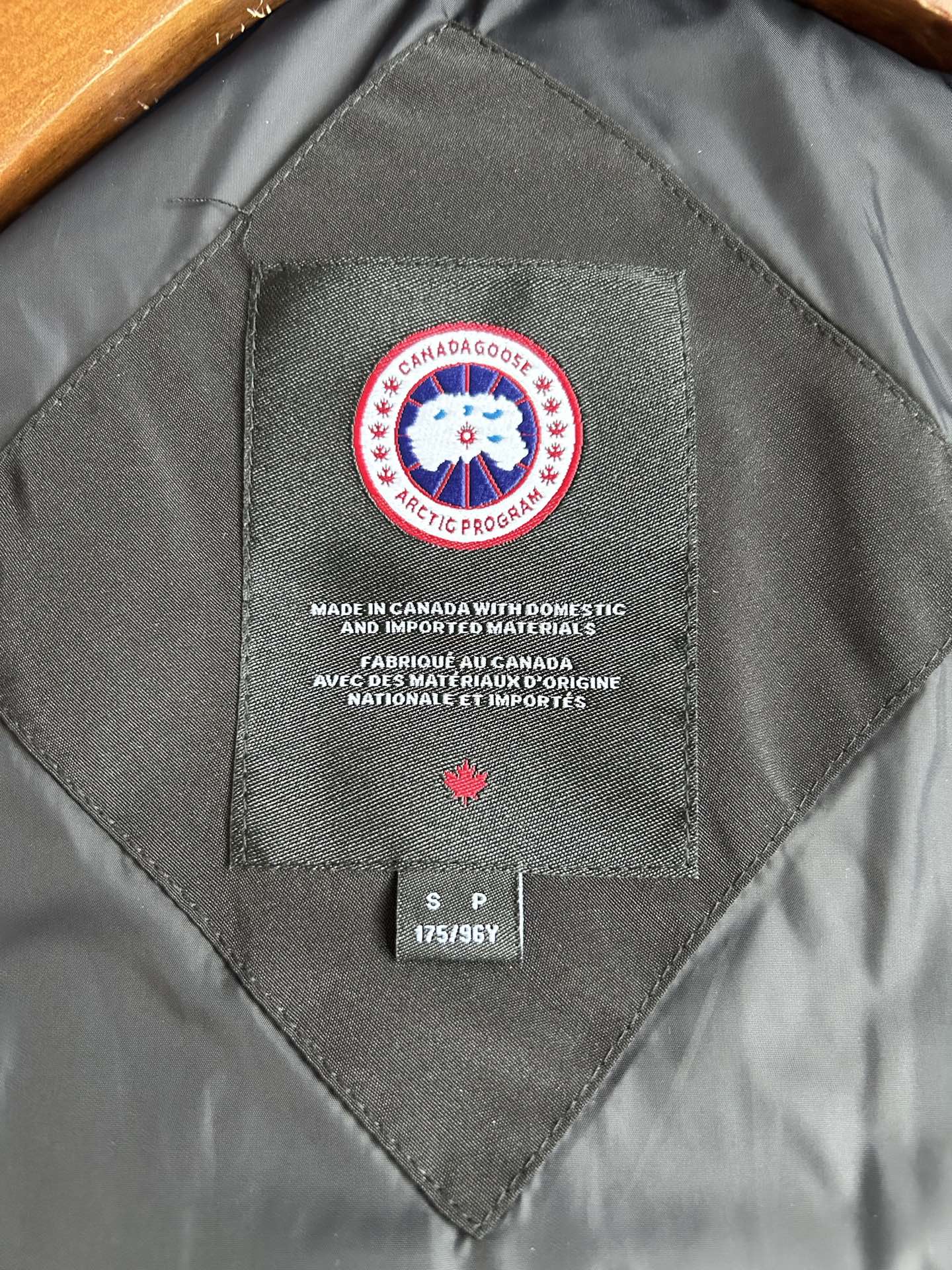 Canada Goose Bayview Parka-3833M Canada Goose Bayview Parka-3833M